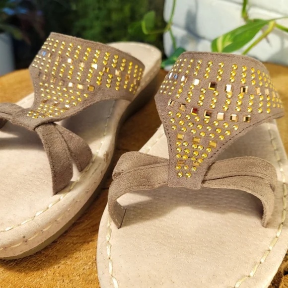 Studded and Embellished Paxton Slide Sandals - Picture 4 of 10